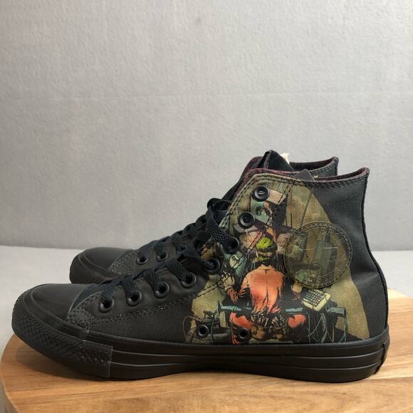 Converse NEW DC Comics Batman The Joker Black Face Old Print Mens 7 Womens 9 - Picture 2 of 11